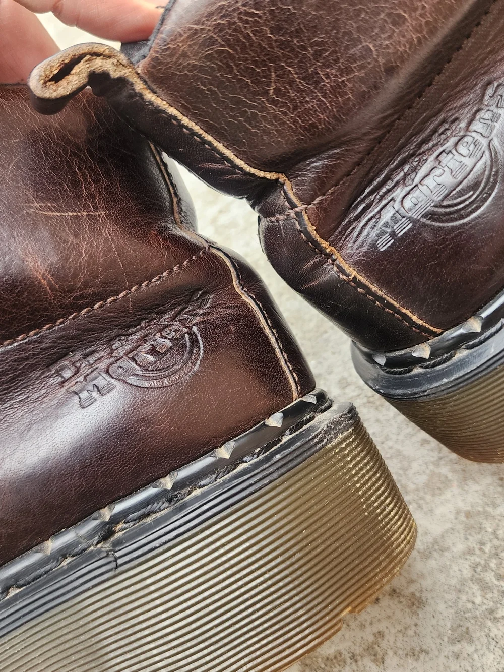 Dr. Martens Vintage 8315 Made In England Envy‎ Brown Platform Boots Size UK 6